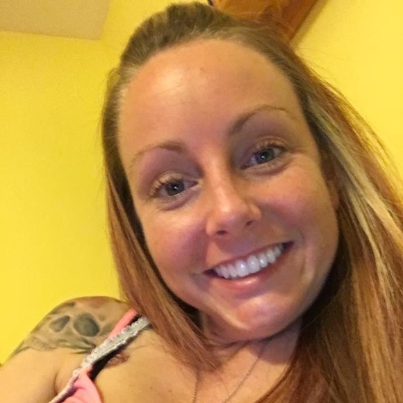 Meet your Posher, Lindsay - Picture 8 of 8